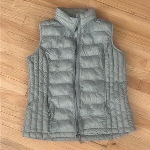 32 Degrees Women's Light Gray Puffer Vest
